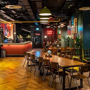  Hostal Latroupe Jacobs