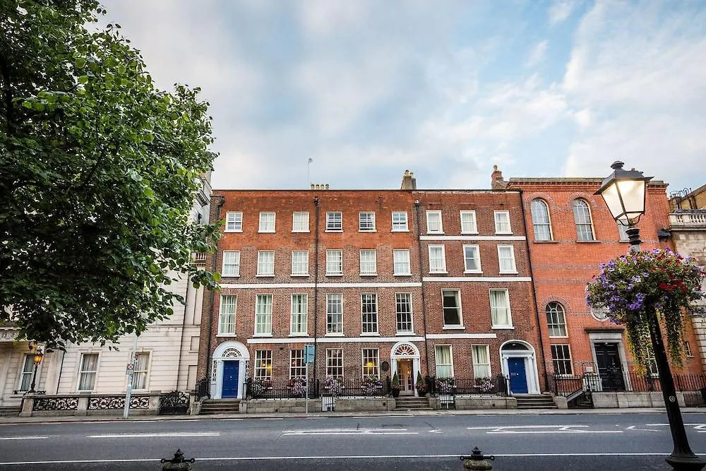 ***  Stauntons On The Green Hotel Dublin Ireland